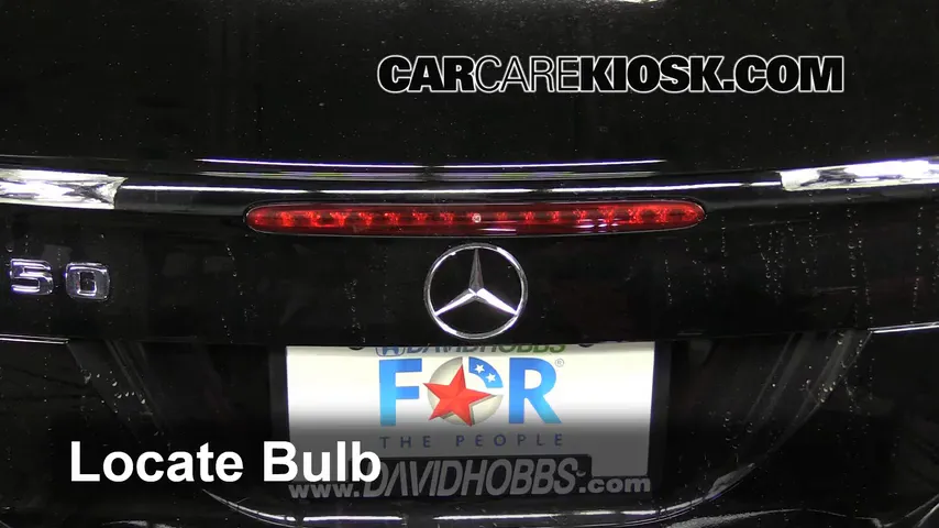2006 Mercedes-Benz CLK350 3.5L V6 Convertible (2 Door) Éclairage Feu de freinage central (remplacer l'ampoule)